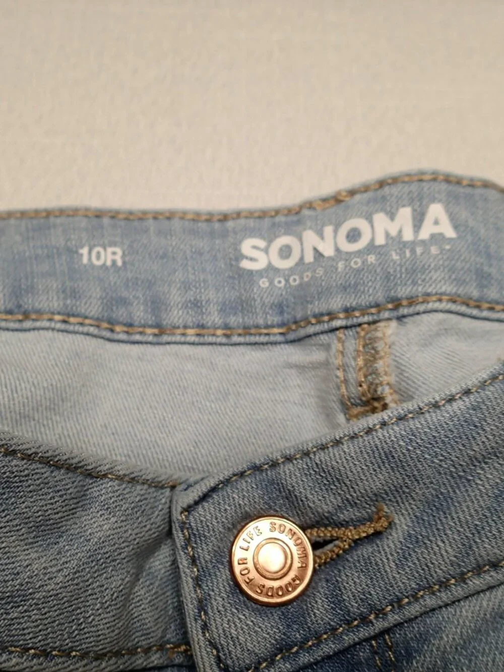 Sonoma size 10R Light Wash Straight Jeans - Picture 3 of 7